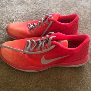 Nike Flywire Running Shoes Size 7.5